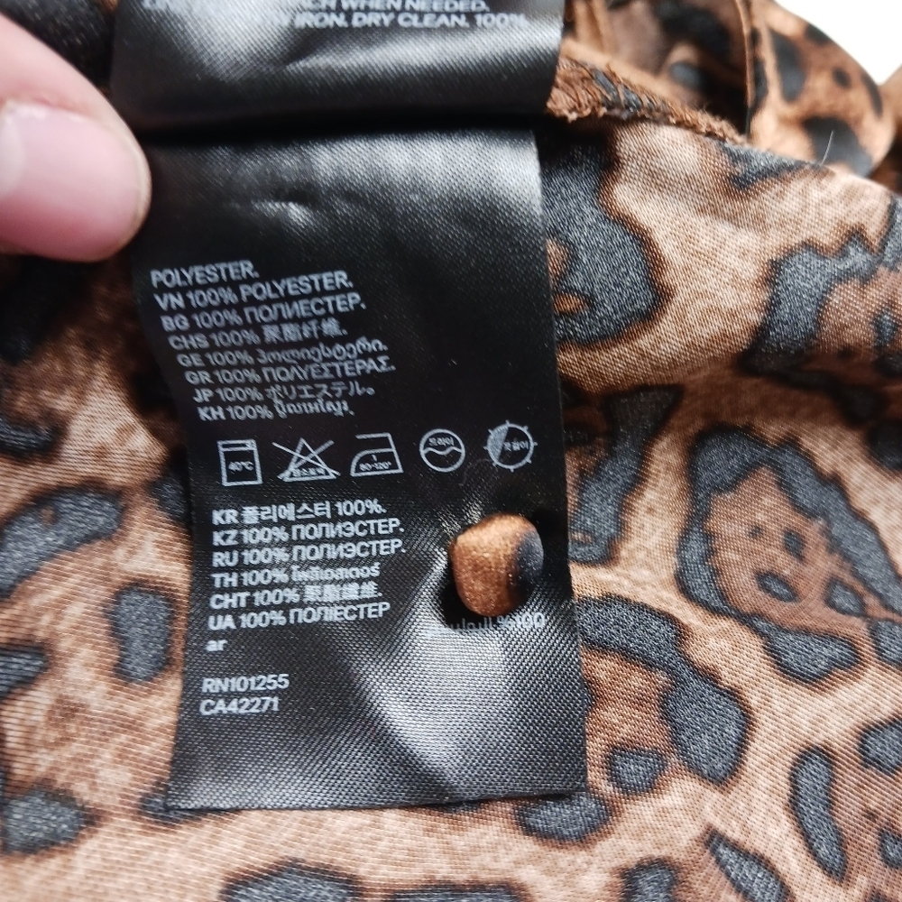 H&M Dark Leopard Print Long Sleeve Tie-Back Crop Top Women’s XS - Picture 5 of 10
